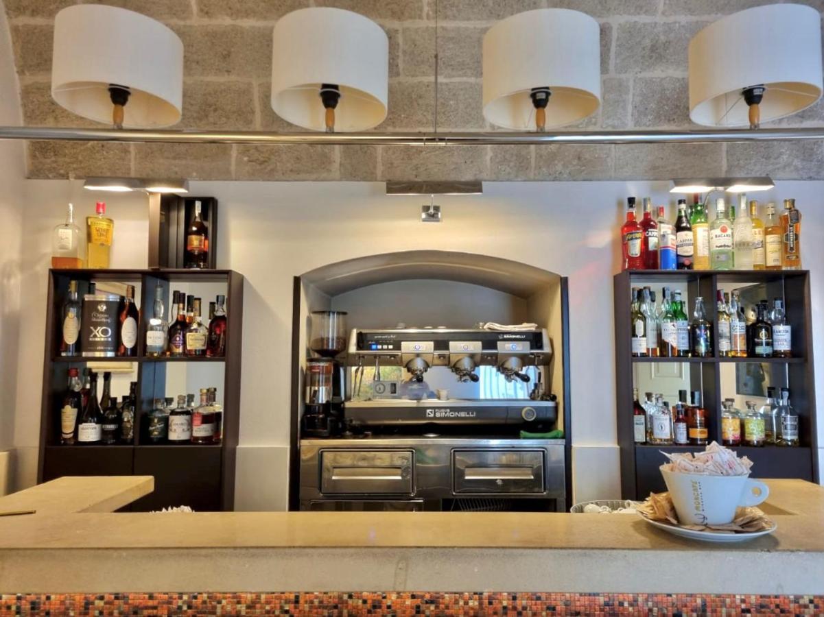Hotel Saraceno Al Faro Taranto Eksteriør billede