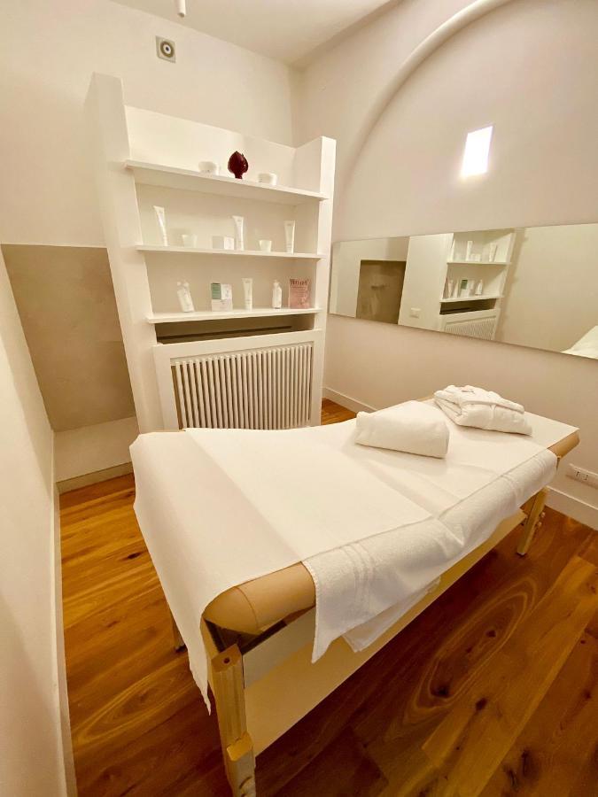 Hotel Saraceno Al Faro Taranto Eksteriør billede