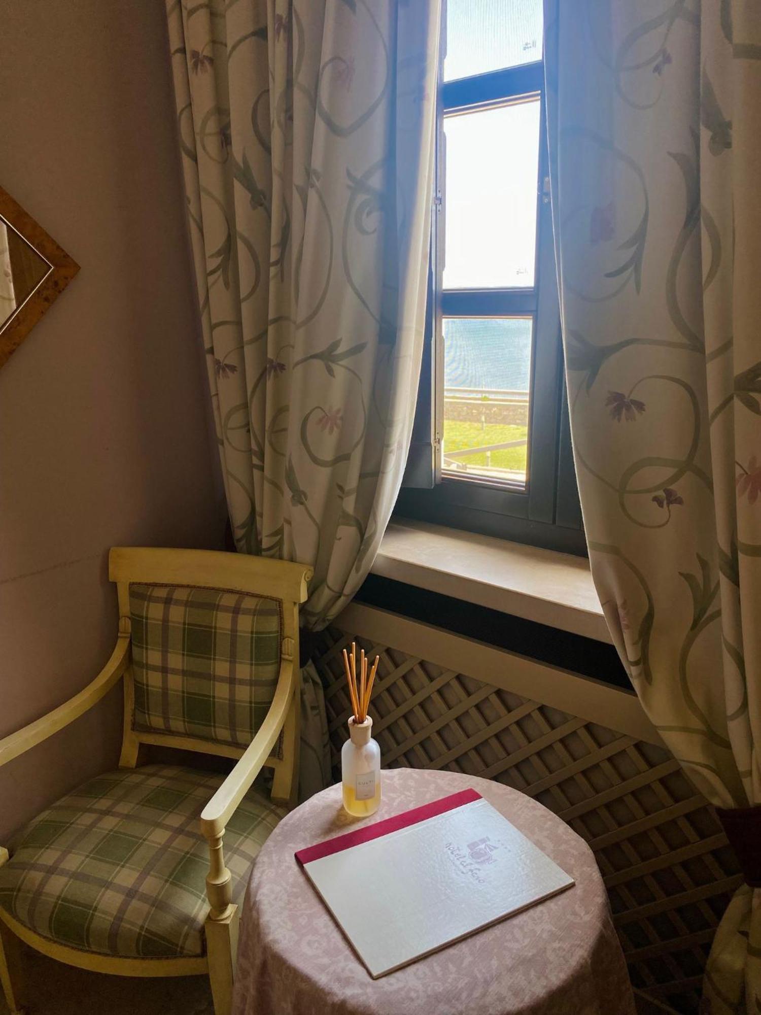 Hotel Saraceno Al Faro Taranto Eksteriør billede