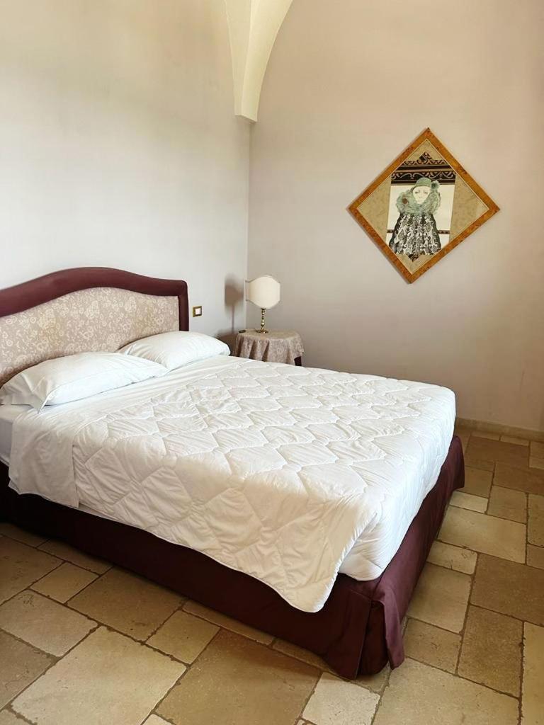 Hotel Saraceno Al Faro Taranto Eksteriør billede