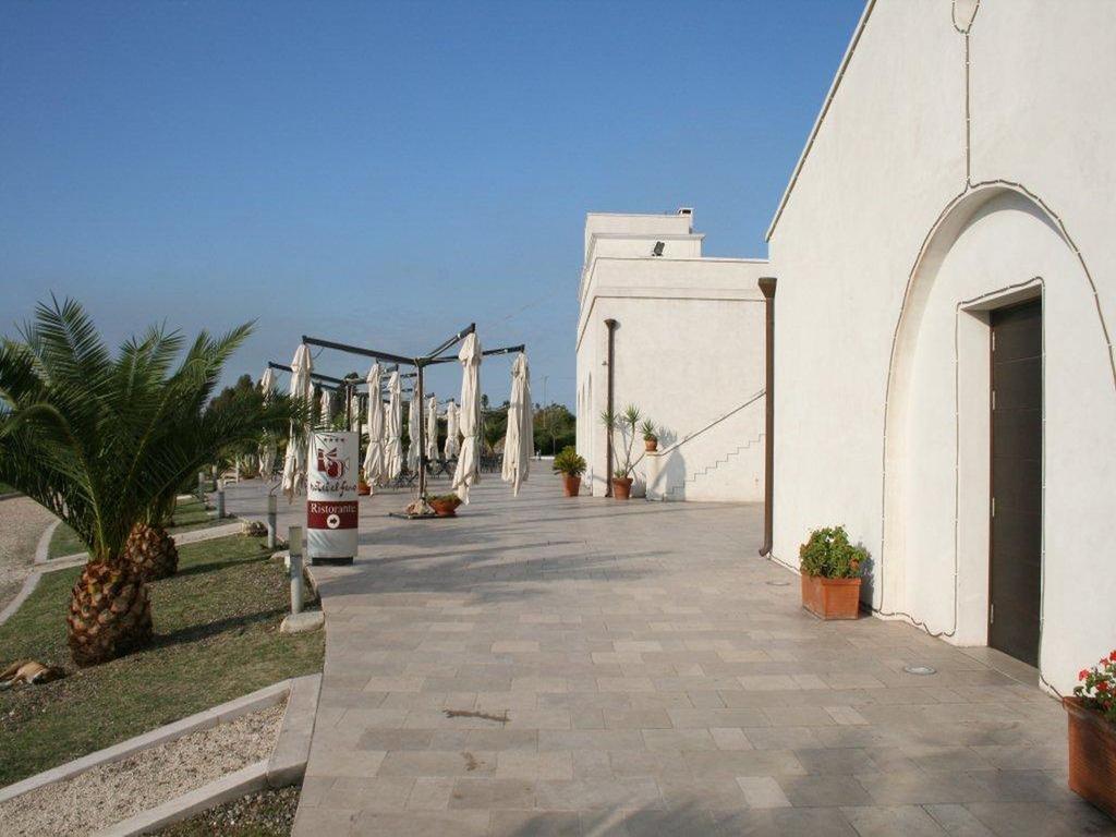 Hotel Saraceno Al Faro Taranto Eksteriør billede