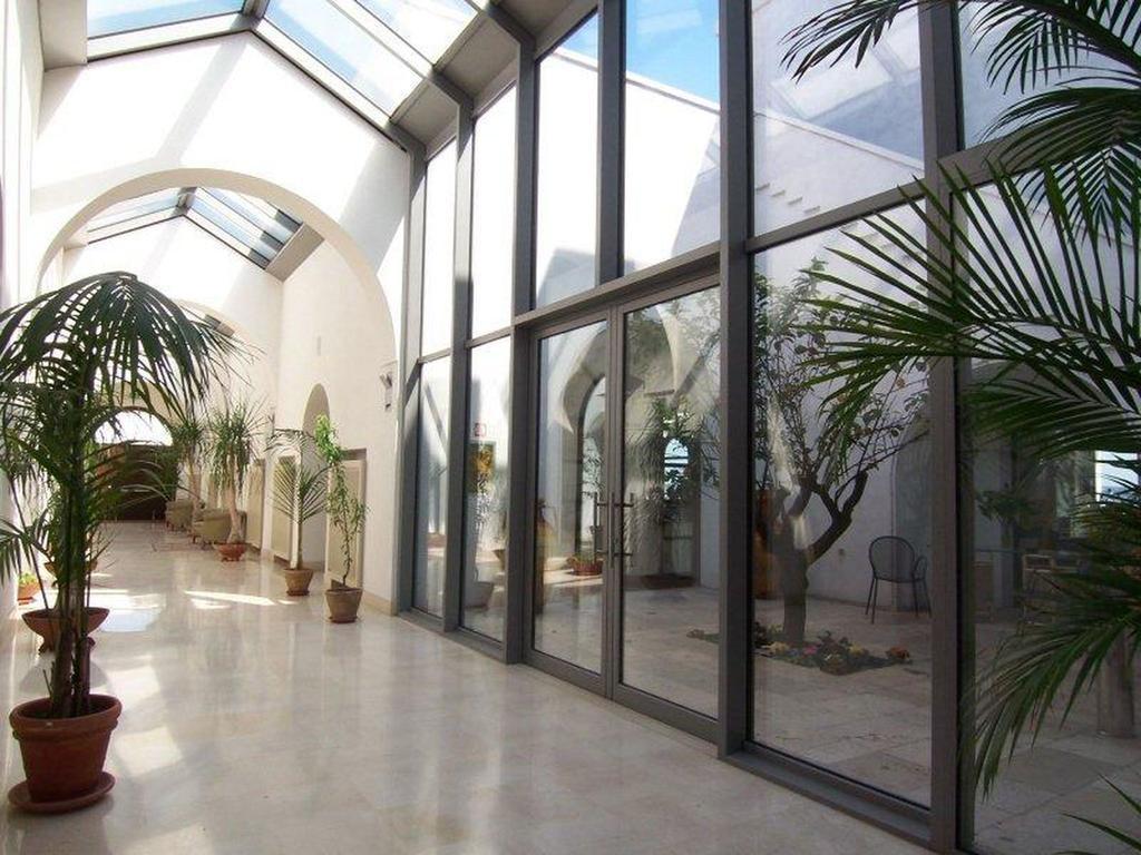 Hotel Saraceno Al Faro Taranto Eksteriør billede